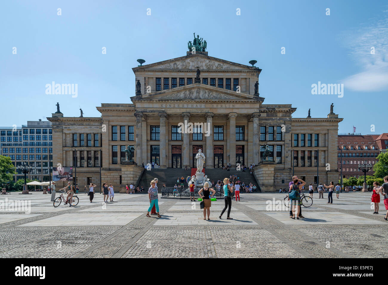 La Schauspielhaus di Berlino sulla piazza Gendarmenmarkt, Berlino, Germania Foto Stock