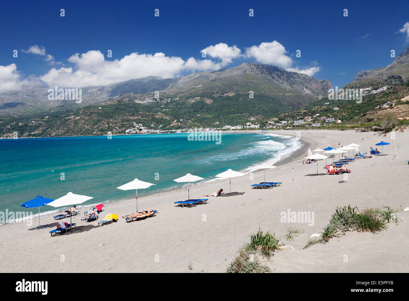 Bay e Spiaggia di Plakias, a sud di Creta Creta, Isole Greche, Grecia, Europa Foto Stock