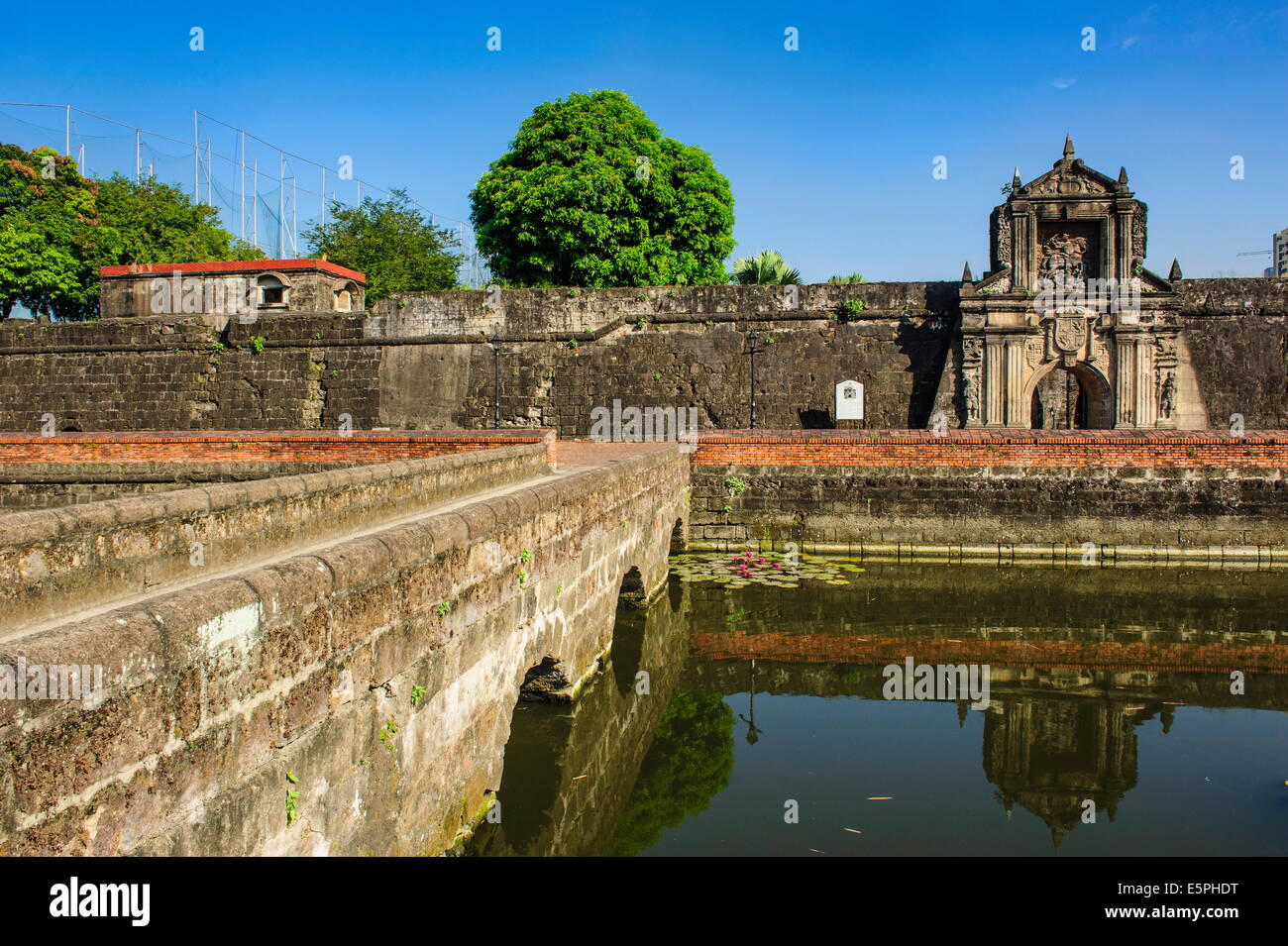 Entrata al vecchio Forte Santiago, Intramuros, Manila, Luzon, Filippine, Sud-est asiatico, in Asia Foto Stock