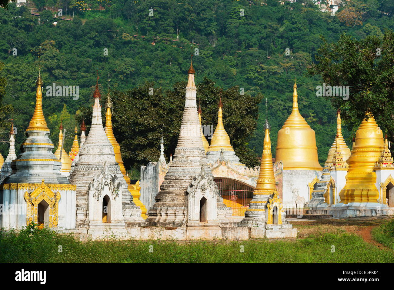 Nottieni Pyaw Pagoda Taw, Pindaya, Myanmar (Birmania), Asia Foto Stock