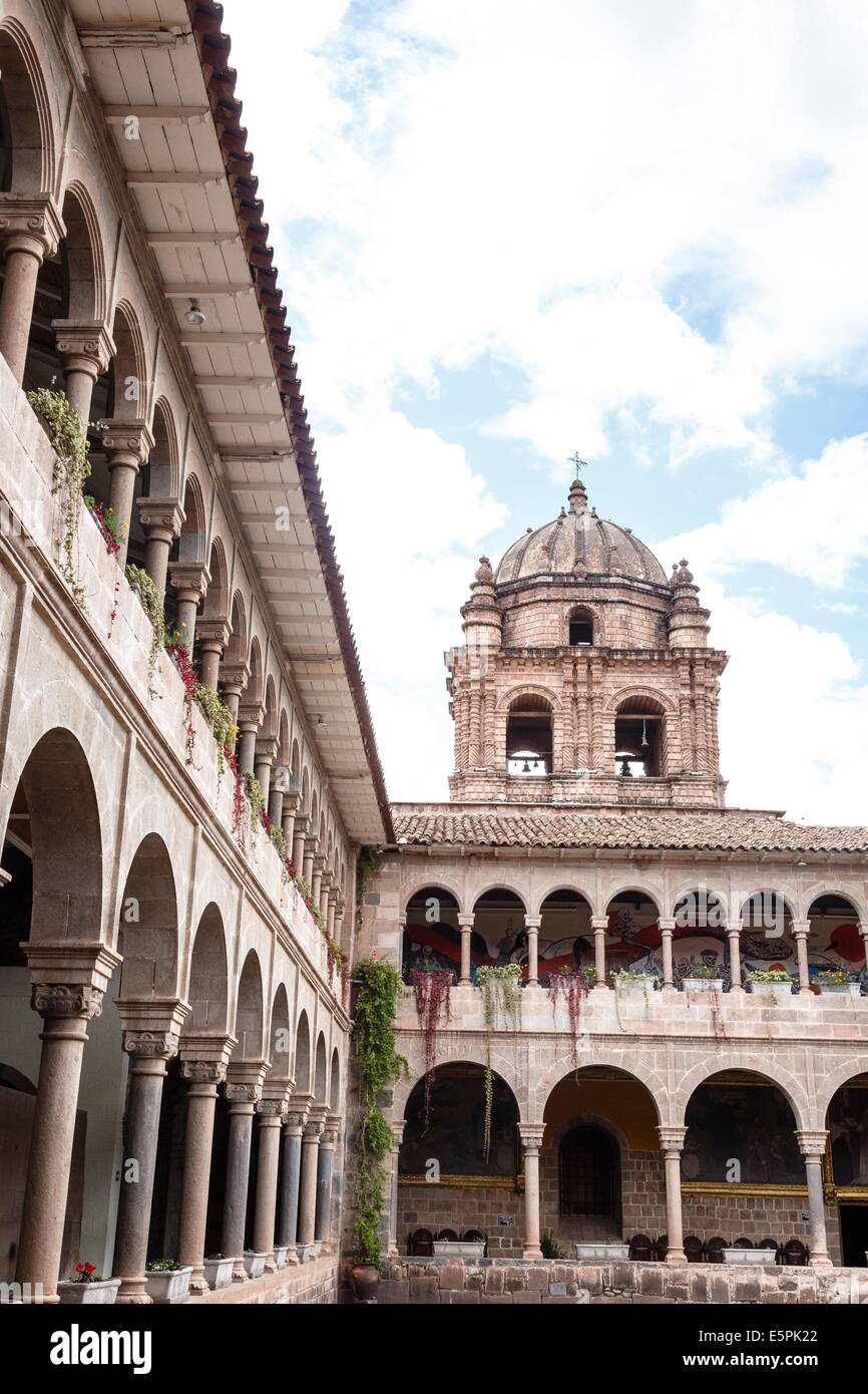 Chiesa di Santo Domingo a Qorikancha, Cuzco, Sito Patrimonio Mondiale dell'UNESCO, Perù, Sud America Foto Stock