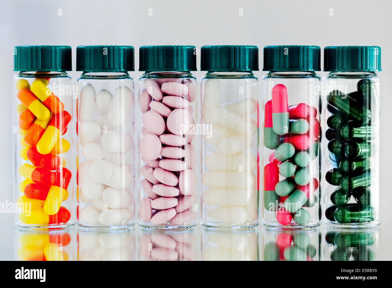 Pillole e capsule. Foto Stock