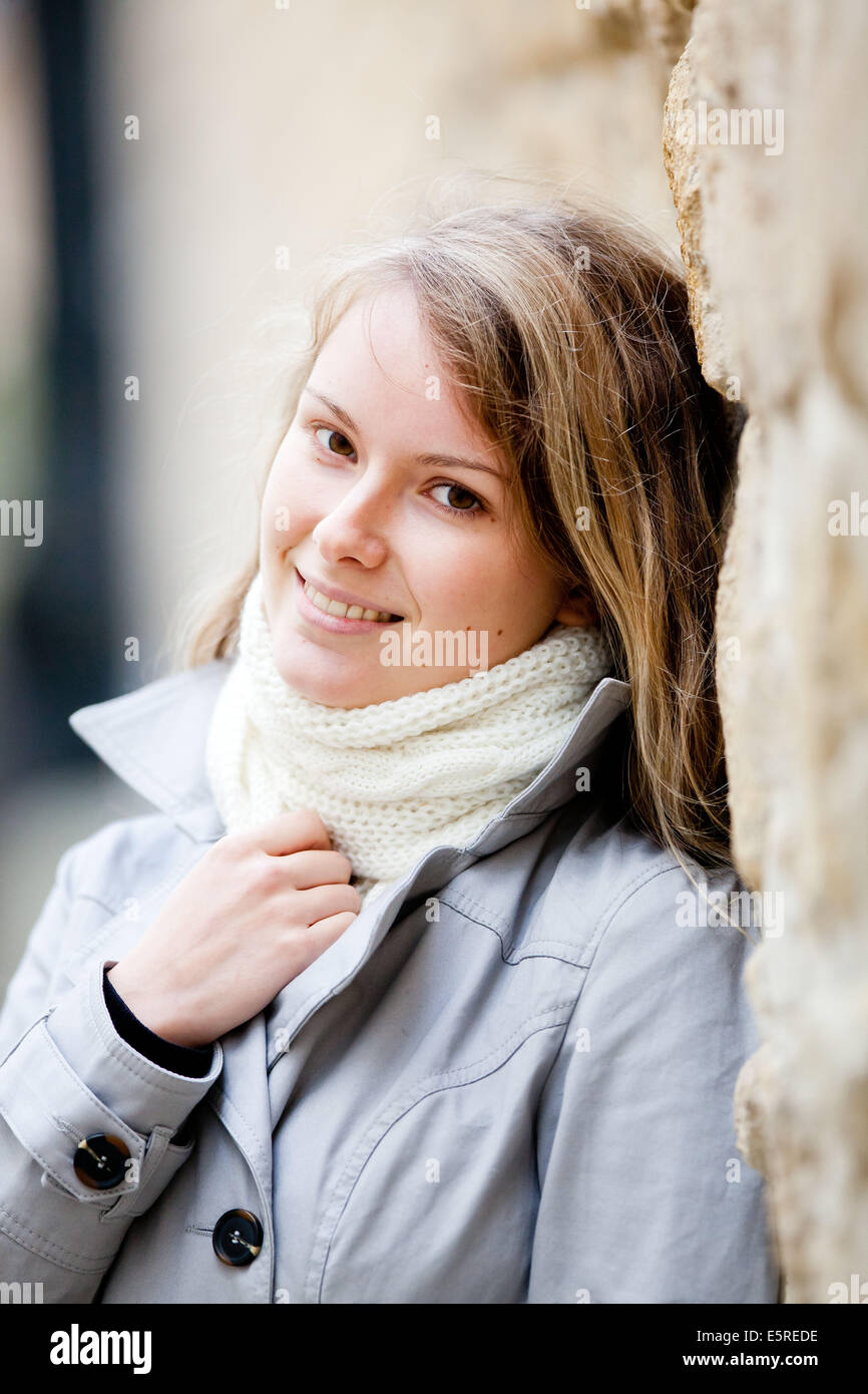 Ritratto di donna in inverno. Foto Stock