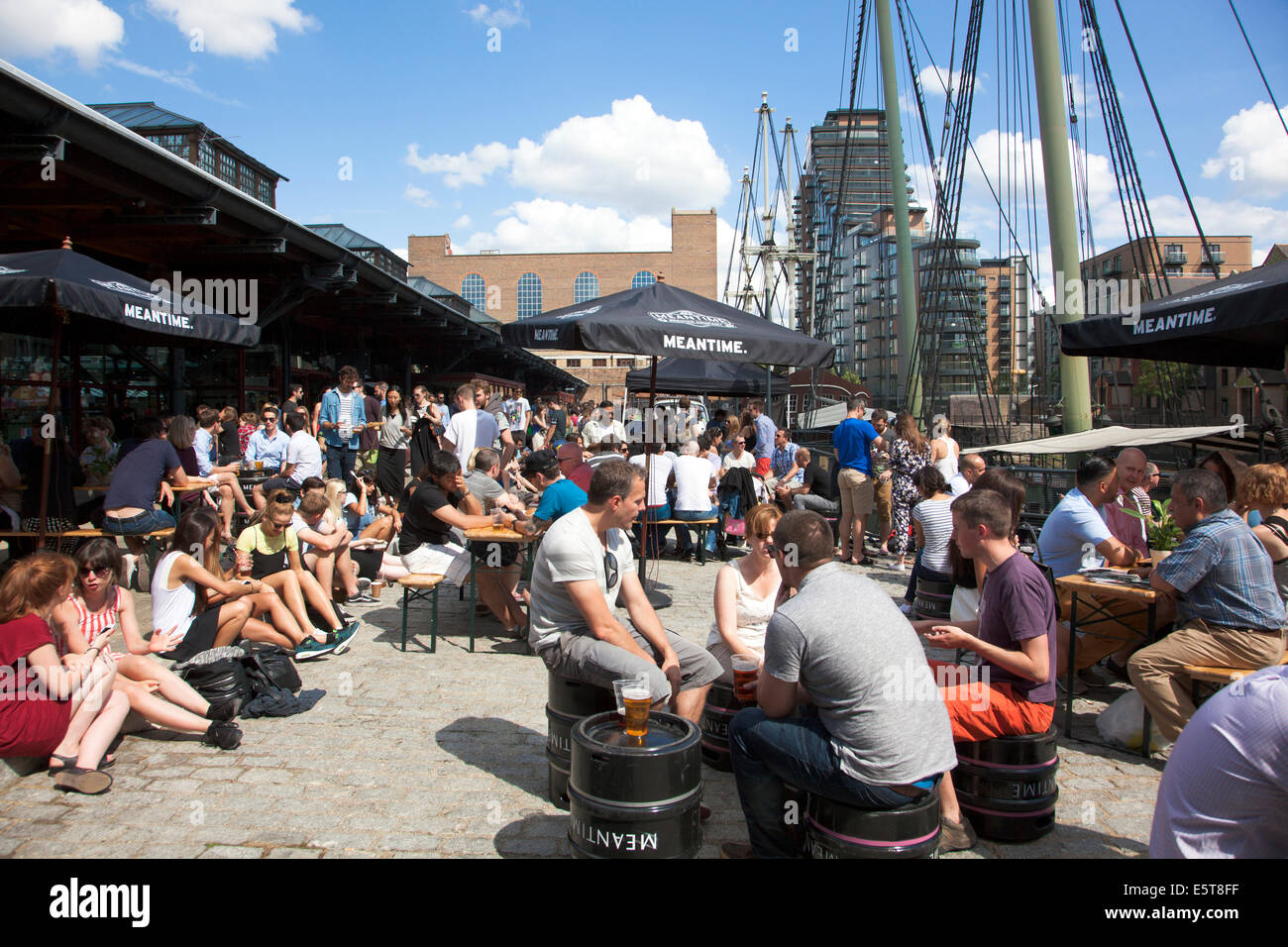 Londra, Inghilterra - 3 agosto 2014 "festa" food festival mette in mostra il meglio di Londra i ristoranti e il cibo di strada Foto Stock