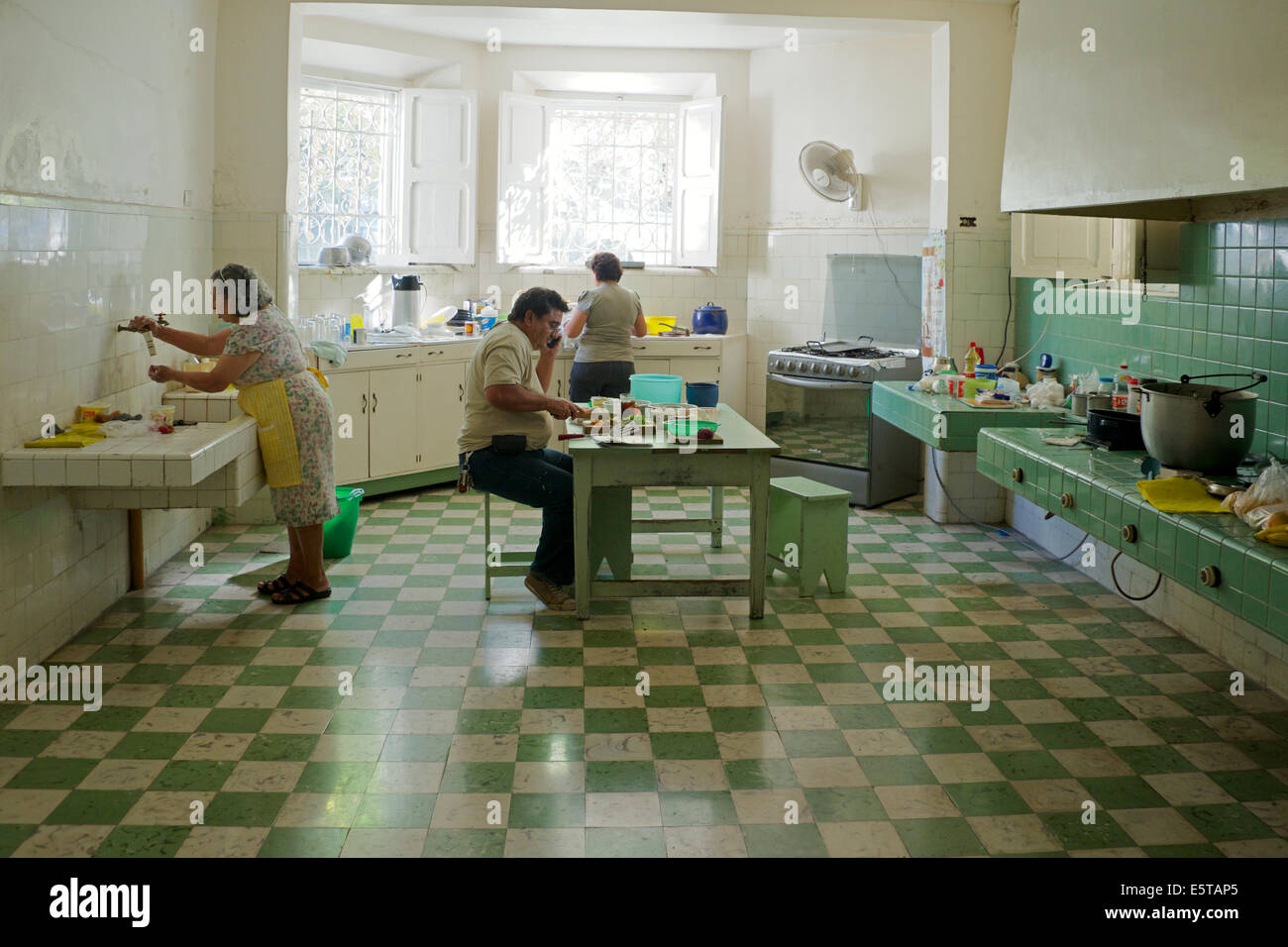1920's unmodernised cucina lavoro Montes Molina Casa Merida Yucatan Messico Foto Stock