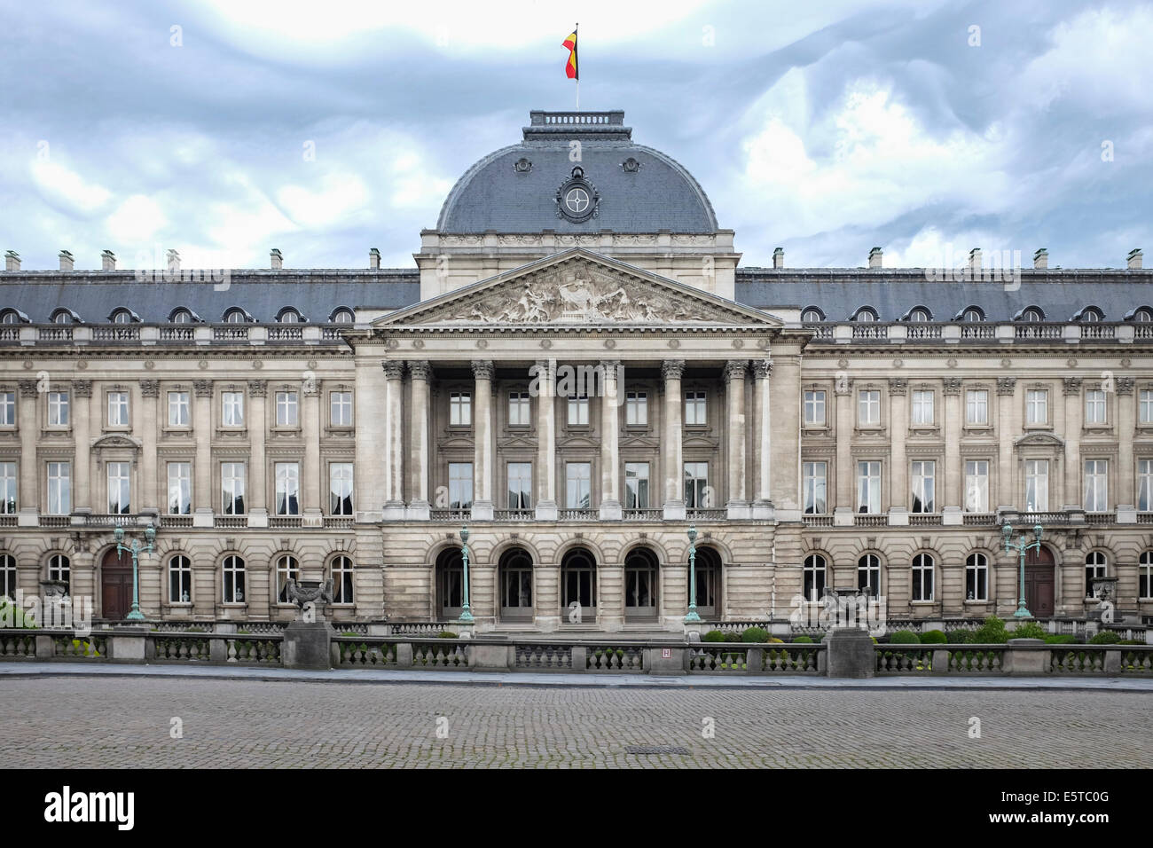 Il Palazzo Reale di Bruxelles, il palazzo ufficiale del re e della Regina nel centro della capitale della nazione, Bruxelles, Belgio Foto Stock