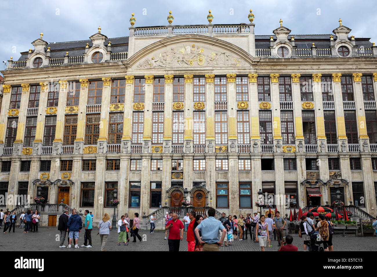 Guildhalls sul Grote Markt o Grand Place di Bruxelles, Belgio Foto Stock