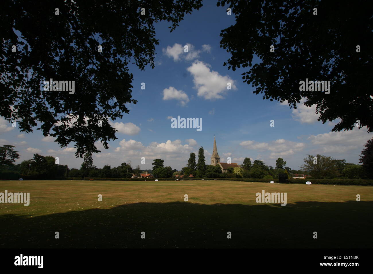 1 agosto 2014. Mistley Cricket Club in Essex Foto Stock