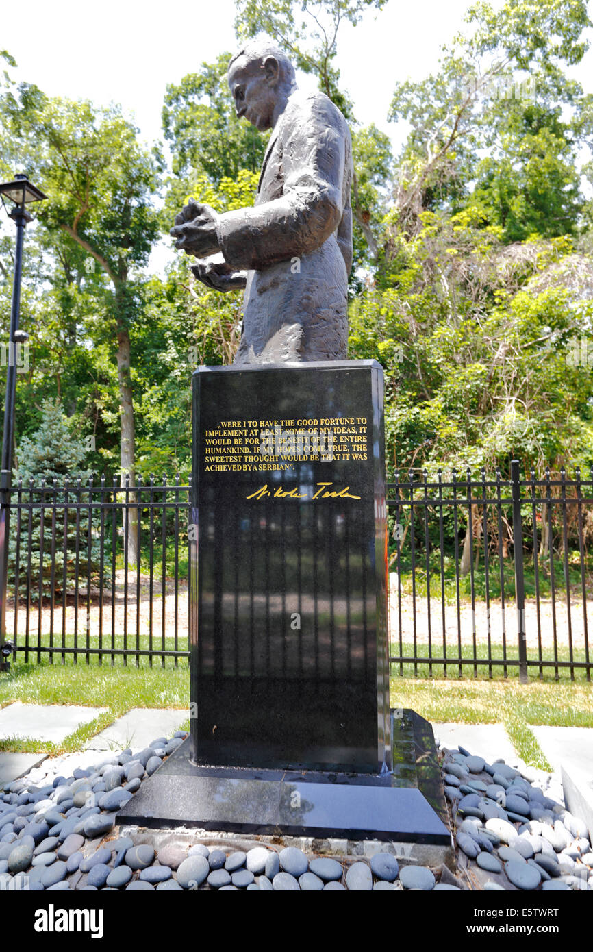 Nikola Tesla un monumento al suo Wardenclyffe ricerca laboratorio Rock Point Long Island New York Foto Stock