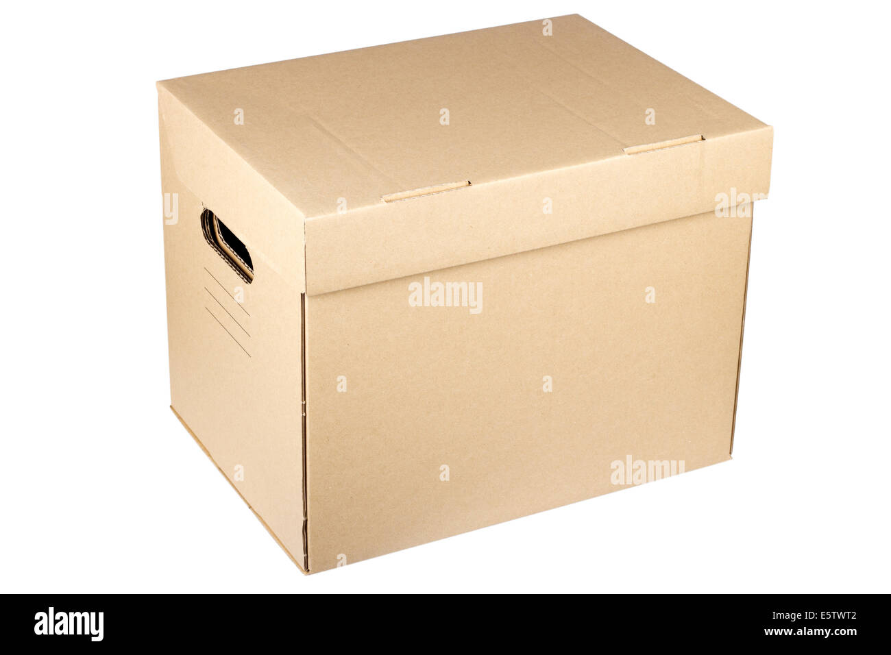Chiusa la scatola di cartone isolato su uno sfondo bianco. Foto Stock