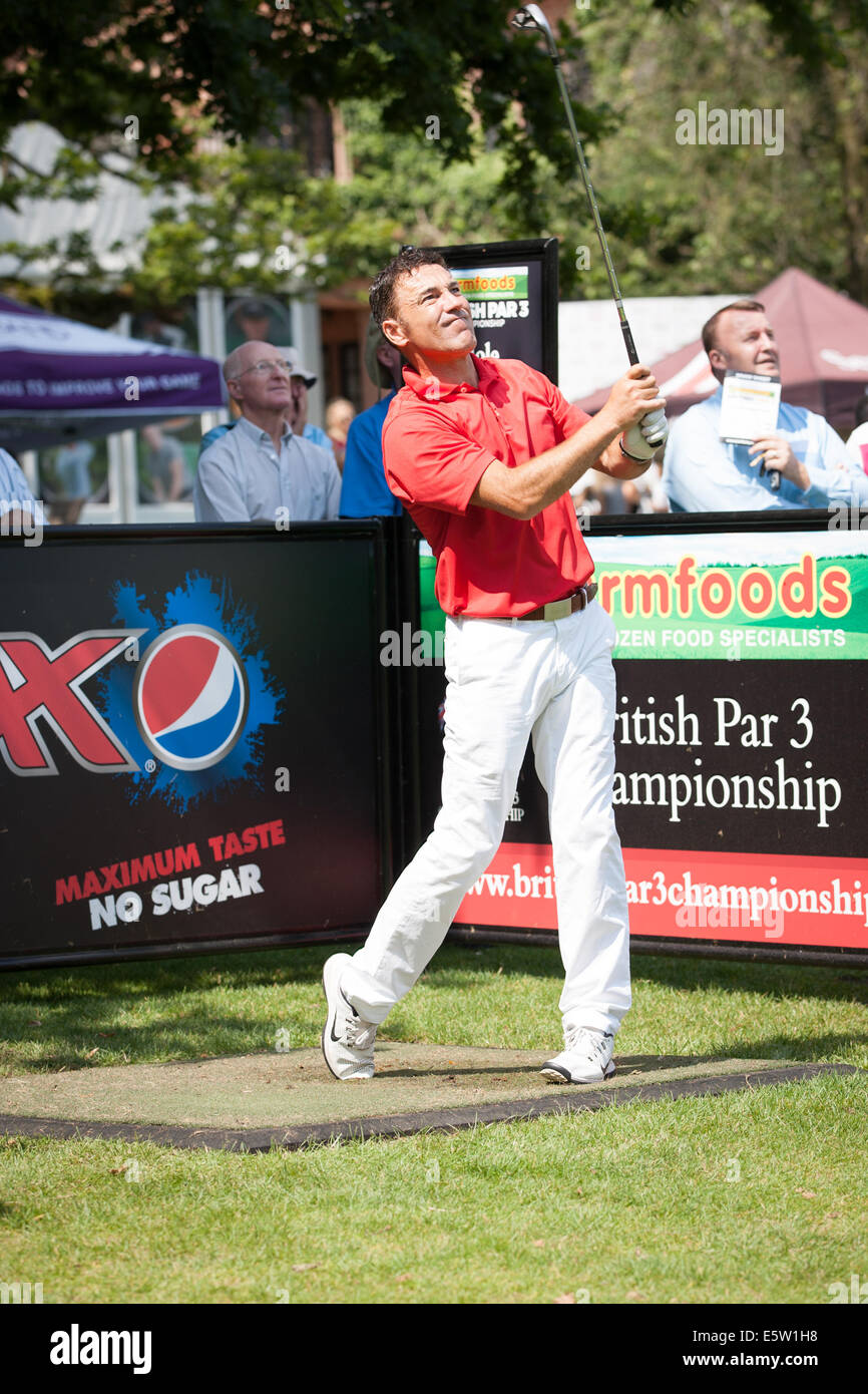 Dean Saunders a Nailcote Hall nel Warwickshire, Regno Unito. 6 agosto 2014. Azienda agricola alimenti British Par 3 Campionato a Nailcote Hall nel Warwickshire uk per pro,amatuer e celebrità di credito: Steven roe/Alamy Live News Foto Stock