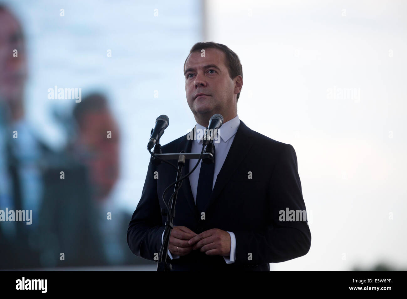 Mosca, Russia. Il 6 agosto, 2014. Primo Ministro russo Dmitry Medvedev durante la cerimonia di apertura della canoa Sprint World Championship Credito: Nikolay Vinokurov/Alamy Live News Foto Stock