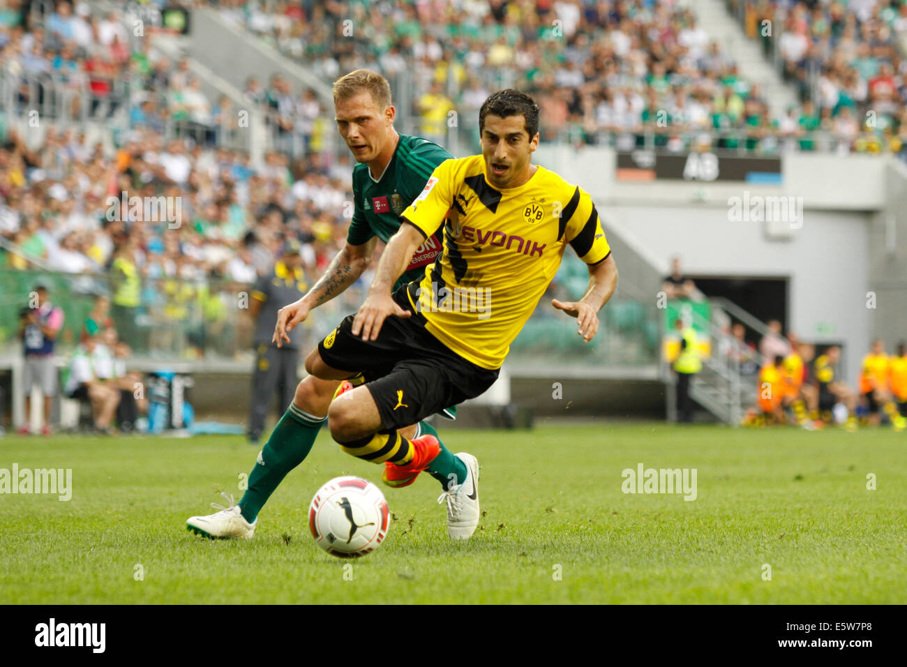 Ficheiro:Algérie - Arménie - 20140531 - Henrikh Mkhitaryan.jpg