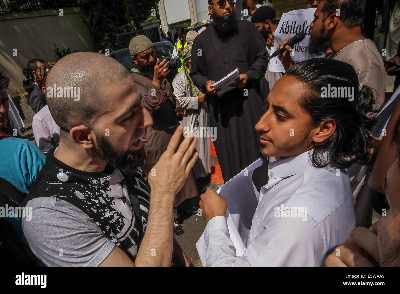 Londra, Regno Unito. Il 6 agosto, 2014. FILEPIX: preso 18 Settembre, 2013. Afsor ali terrorismo le tasse presso Old Bailey Corte Credito: Guy Corbishley/Alamy Live News Foto Stock