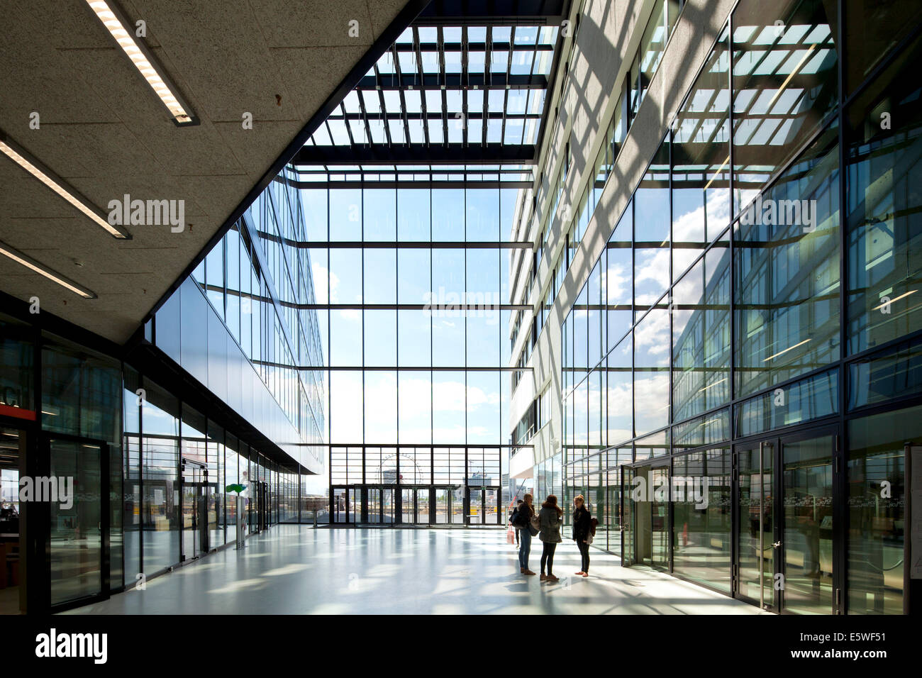 Sala vetrata, HafenCity Universität Hamburg University, Amburgo, Germania Foto Stock