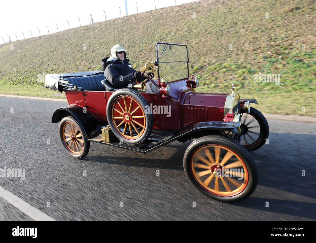 Ford Modello T vintage guida auto, inizio motoring Foto Stock