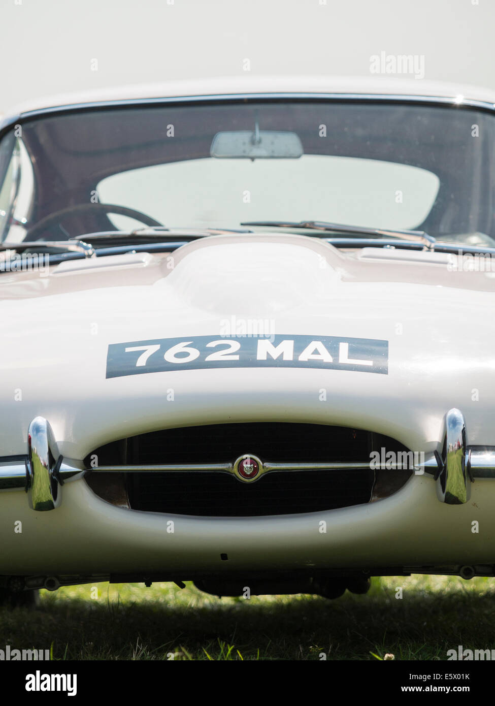 Un BRITANNICO E-type Jaguar auto classica all'annuale americana mostra 2014, vicino a Loughborough, Regno Unito Foto Stock
