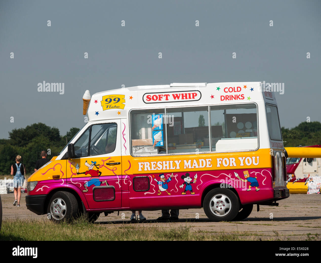 Un tradizionale inglese ice cream van all annuale americana mostra 2014, vicino a Loughborough, Regno Unito Foto Stock