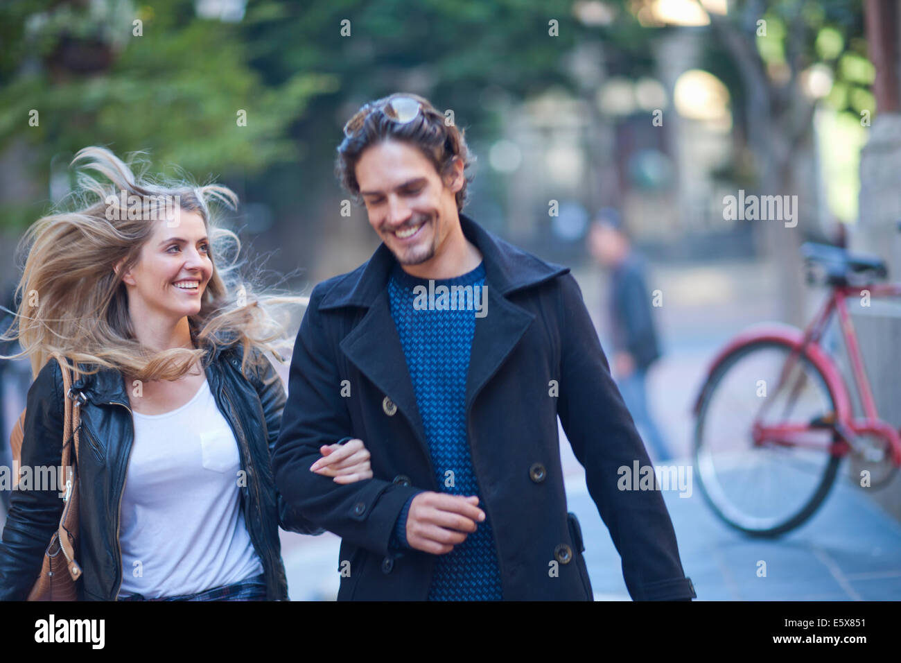 Arm In Arm Immagini E Fotos Stock Alamy