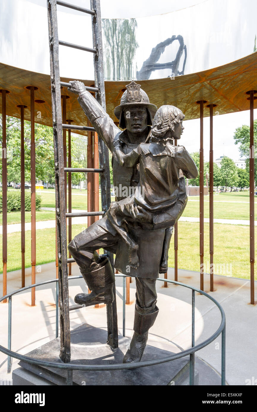 Monumento ai Caduti del Minnesota vigili del fuoco, Minnesota State Capitol, St Paul, Stati Uniti d'America. Foto Stock