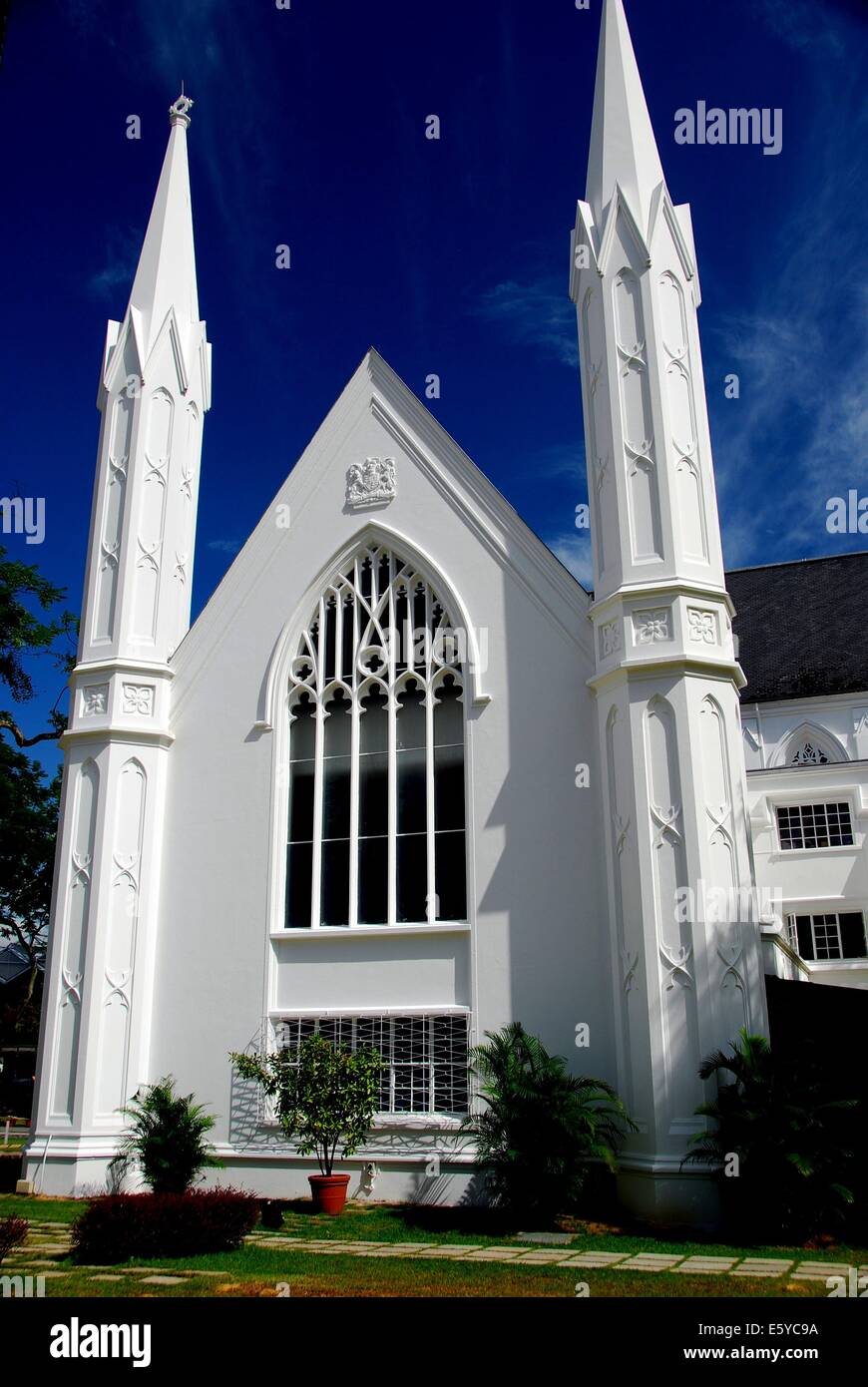 SINGAPORE: del transetto sud con finials allungato a 1856-62 St. Andrew's Cathedral * Foto Stock