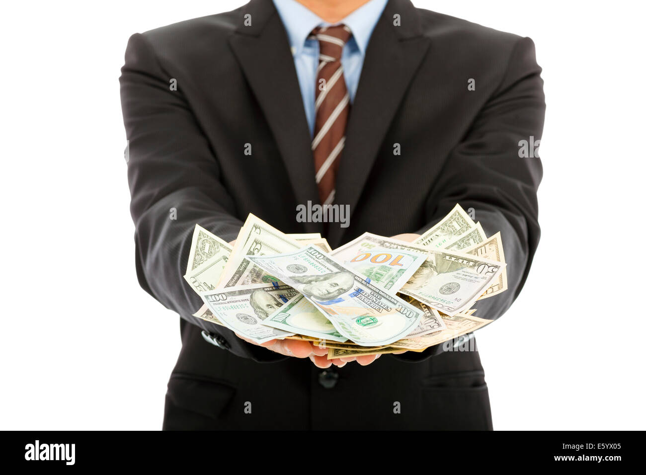 Vista dettagliata del businessman holding us dollar con sfondo bianco Foto Stock