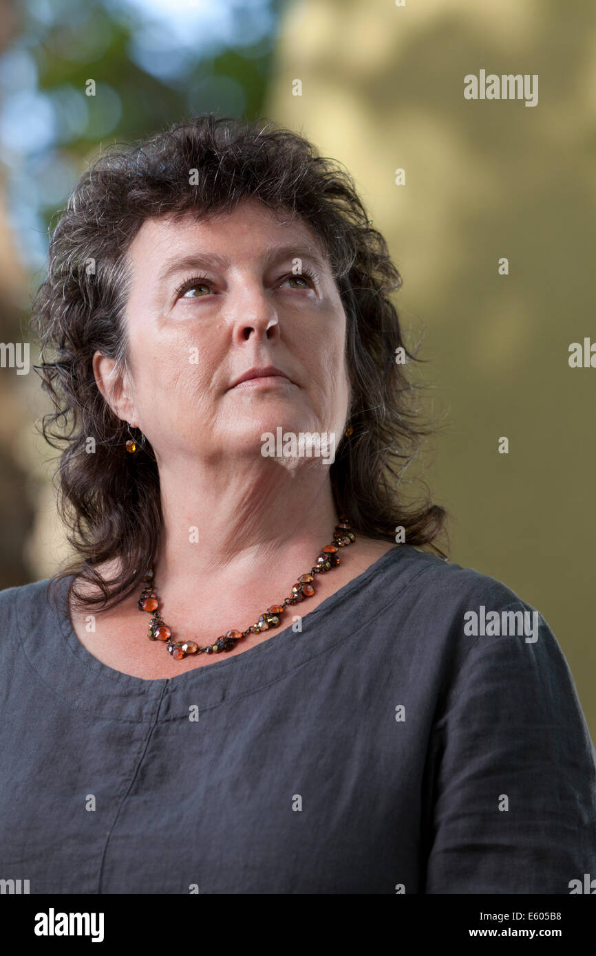 Carol Ann Duffy, Gran Bretagna la prima donna poeta laureato che compaiono all'Edinburgh International Book Festival, 2014, in apertura di giornata. Edimburgo, Scozia, Regno Unito. 9 agosto 2014 Foto Stock