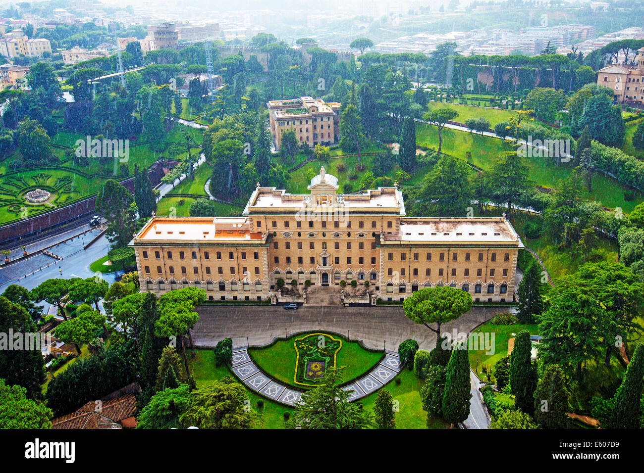 Giardini Vaticani in estate Foto Stock