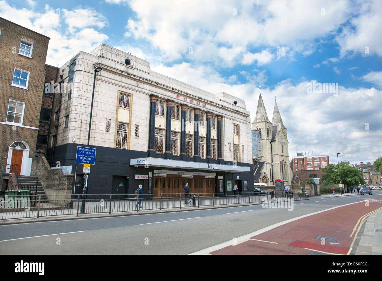 Il Forum di concerto e luogo di ritrovo per eventi su Highgate Road, Kentish Town, Londra, Inghilterra. Foto Stock