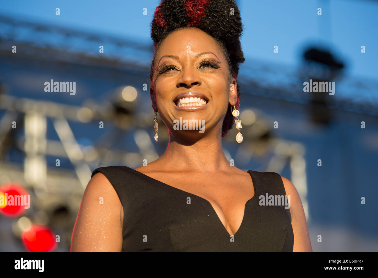 LINCOLN, CA - Luglio 26: Sy Smith esegue con Chris Botti al Thunder Valley Casino Resort a Lincoln, la California il 26 luglio 201 Foto Stock