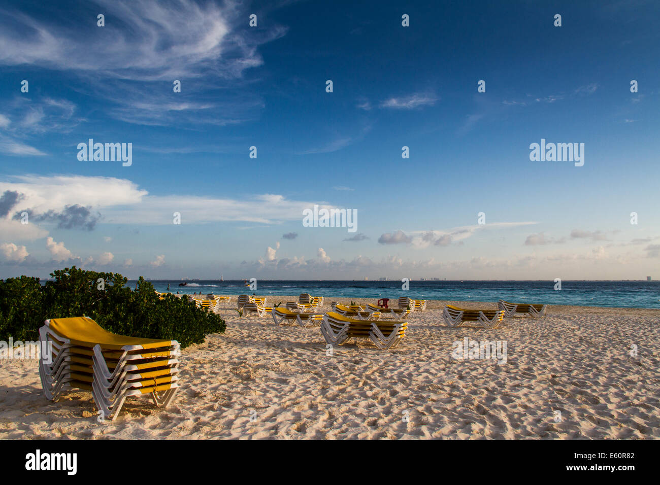 Sunrise presso la spiaggia di Isla Mujeres Cancun Foto Stock