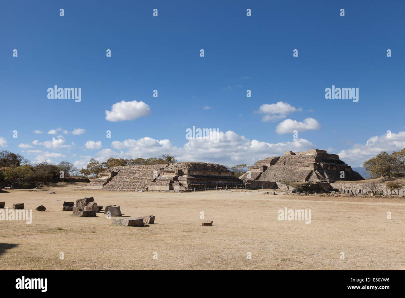 Sistema complesso M a Monte Albán - Santa Cruz Xoxocotlán, Centro distretto, Valles Centrales, Oaxaca, Messico Foto Stock