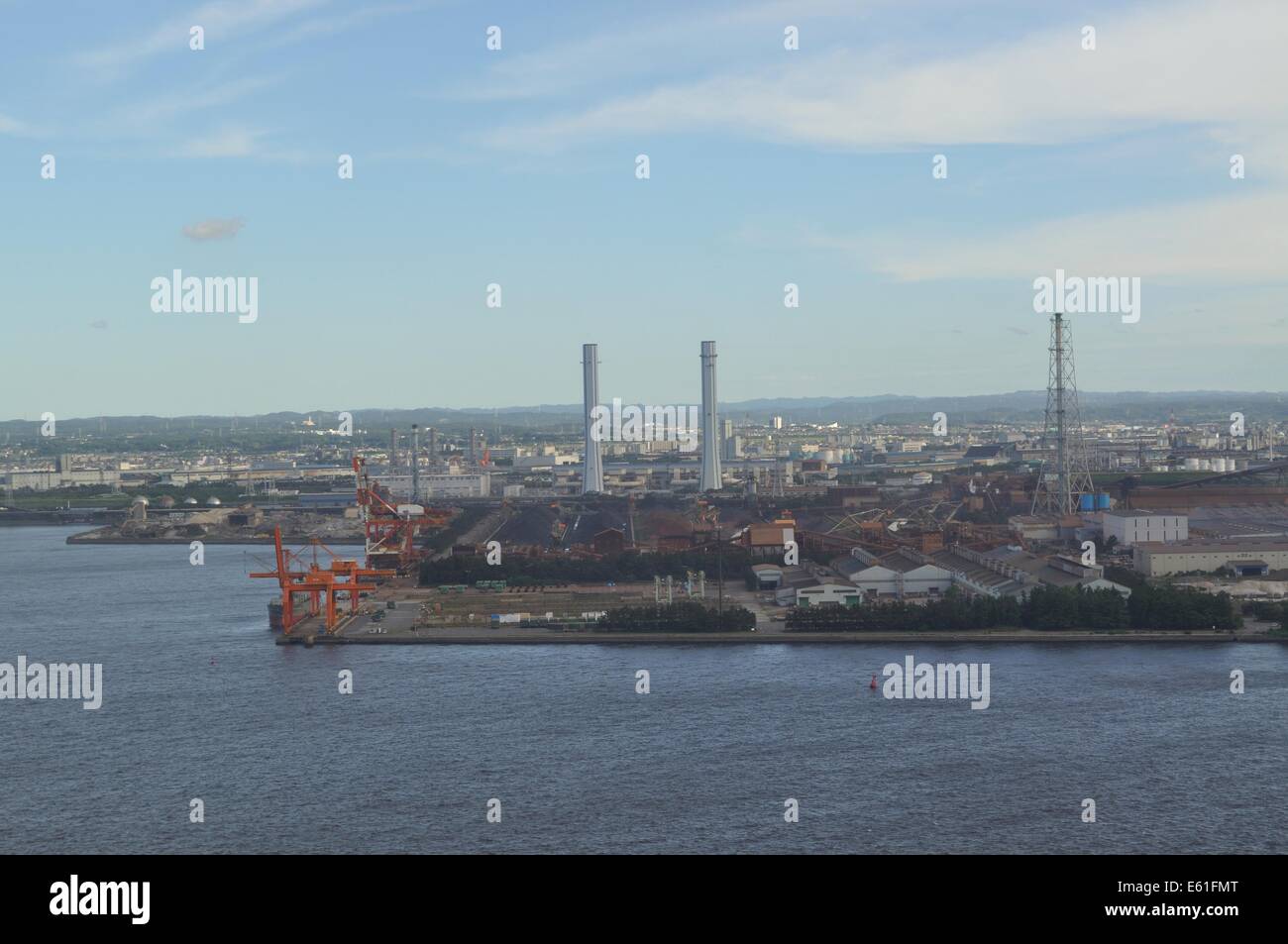 La Tokyo Electric Power Company ( TEPCO ) potenza termica impianto,Chiba city,vista da Chiba la torre di porto,Chiba city,Chiba, Giappone Foto Stock