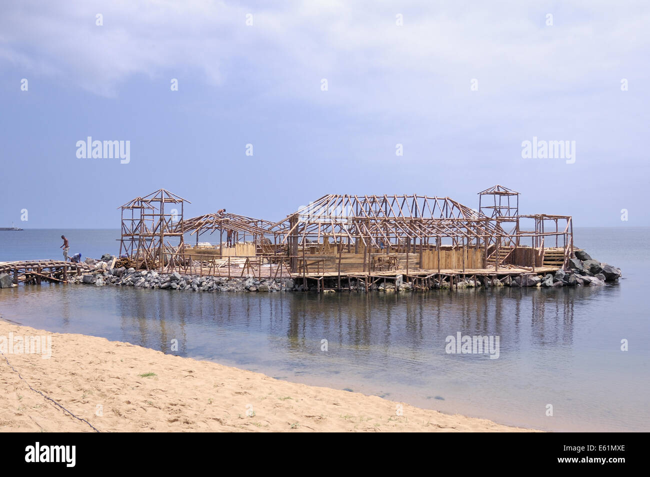 Costruzione di un night club in corso, costa di Burgas, Bulgaria Foto Stock