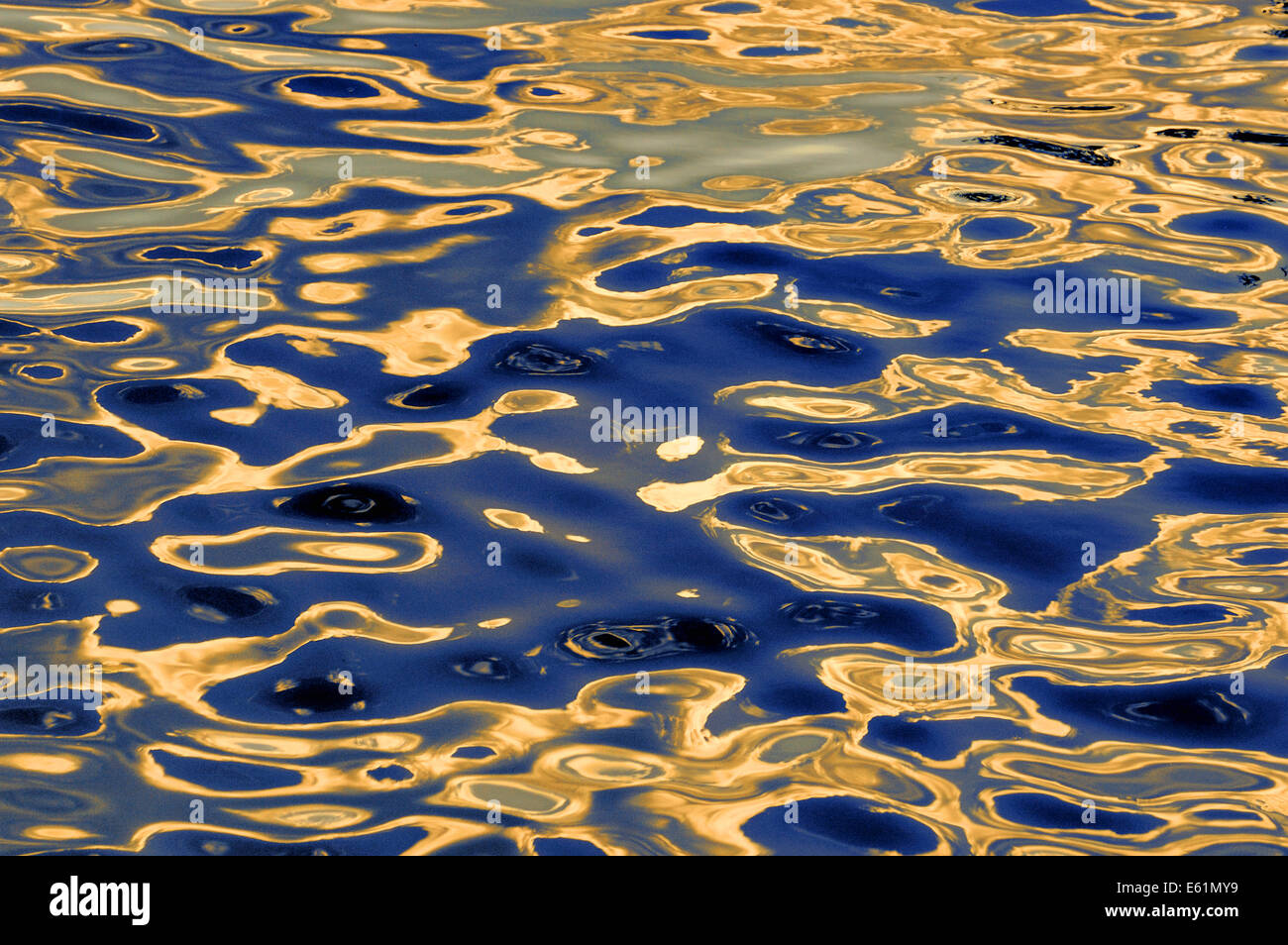 Riflessi di acqua Foto Stock