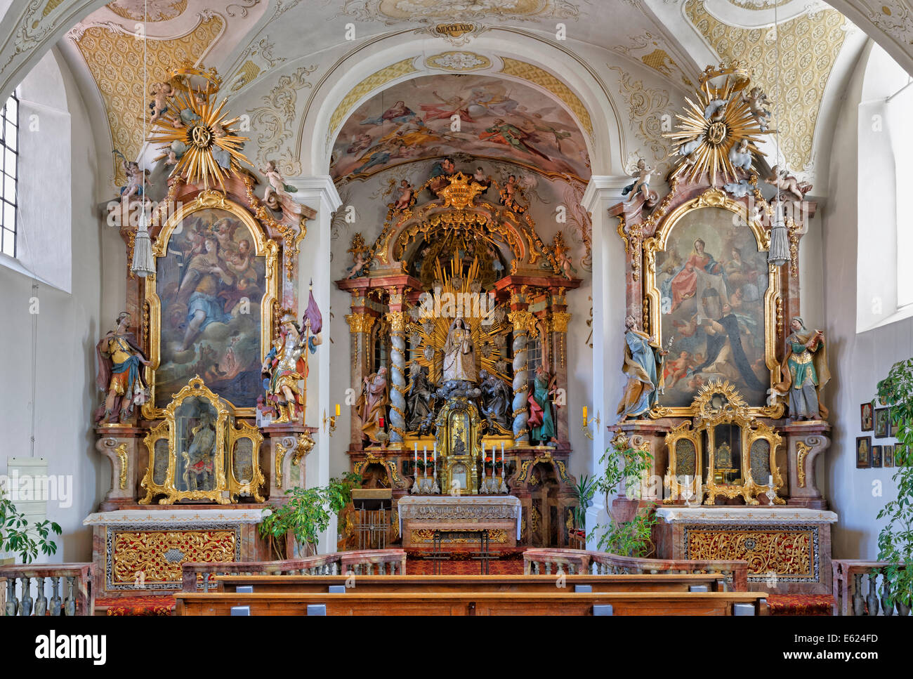 Rococò stile-monastero chiesa, Kloster Altenhohenau Monastero, Griesstätt, Chiemgau, Alta Baviera, Baviera, Germania Foto Stock