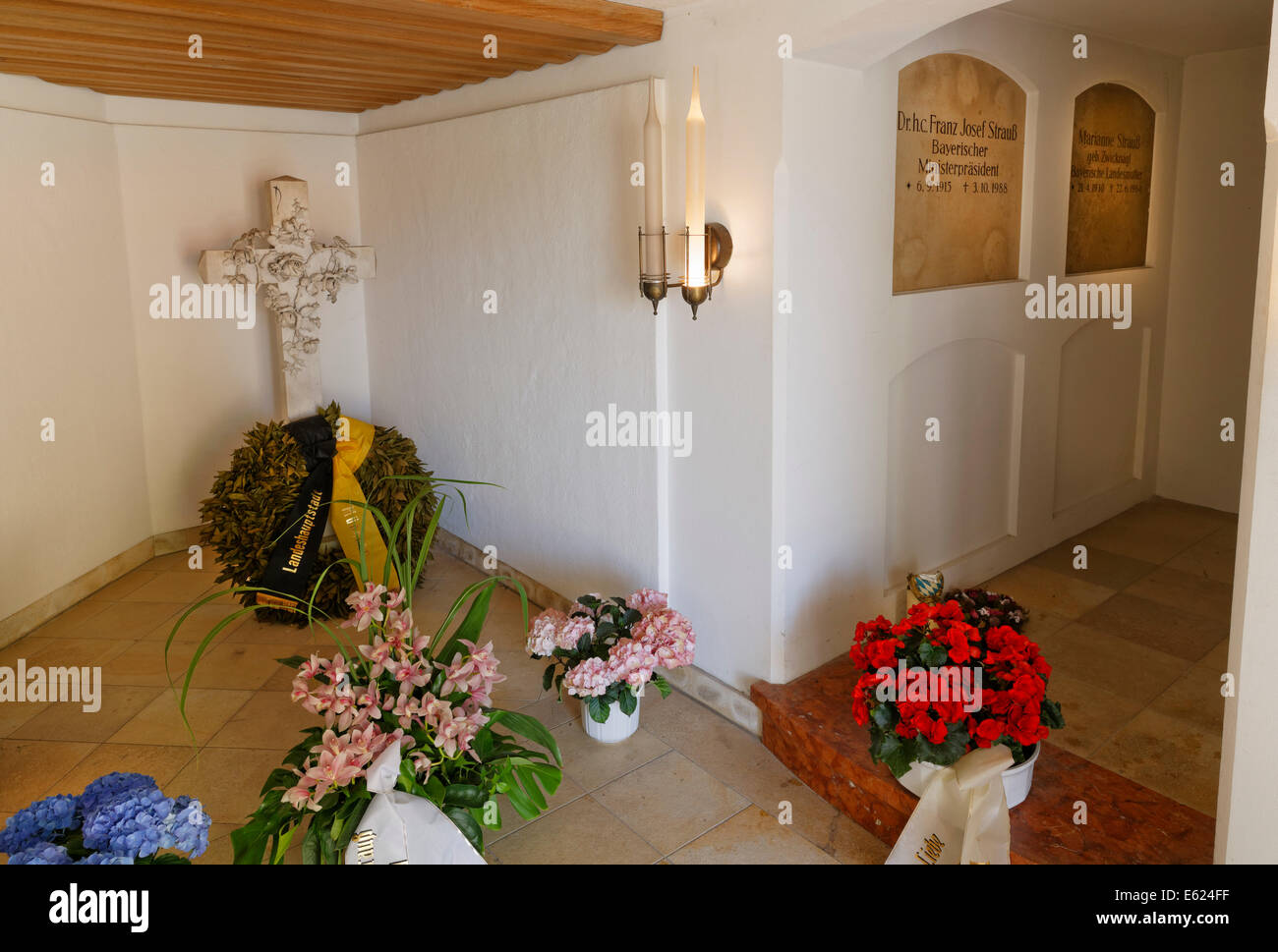 Strauß-crypt, tomba di Marianne e Franz Josef Strauß, Rott am Inn, Alta Baviera, Baviera, Germania Foto Stock
