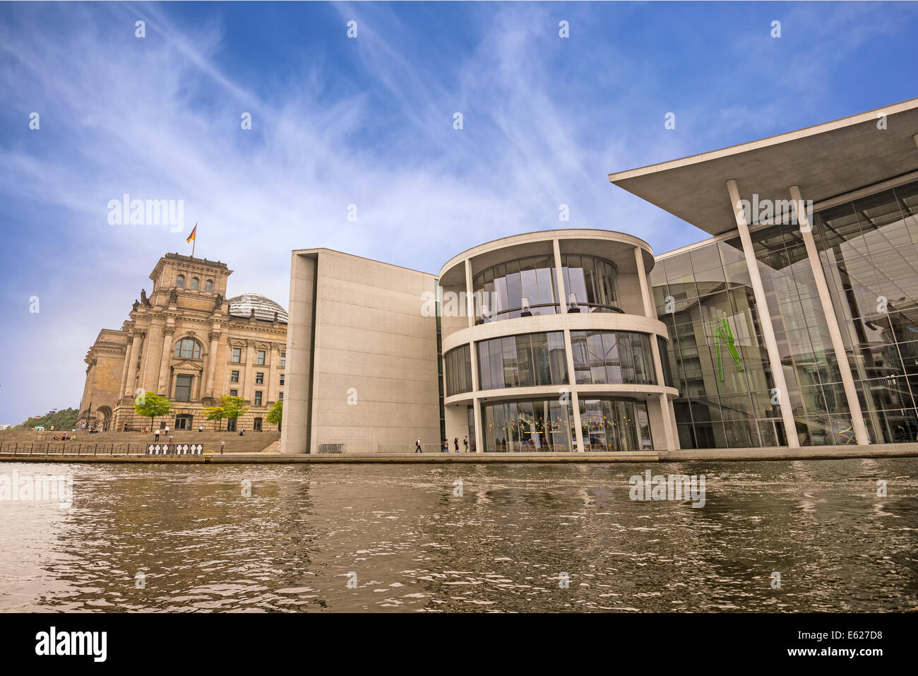 Il Paul-Loebe-Haus, parte degli edifici del governo e del parlamento tedesco edificio (Reichstag di Berlino Foto Stock