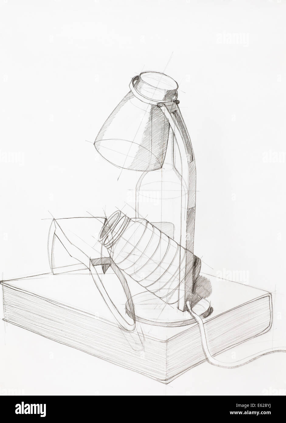 Disegnata a mano studio artistico composizione con gli oggetti Foto Stock