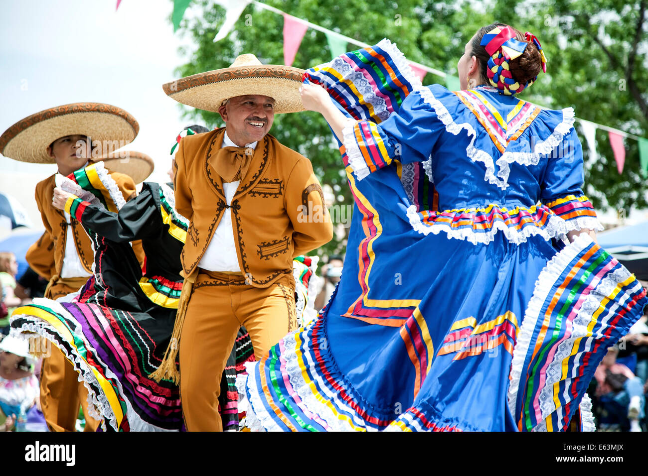 Ballerini messicano, Cinco de Mayo celebrazione, Old Mesilla, Las Cruces, Nuovo Messico USA Foto Stock