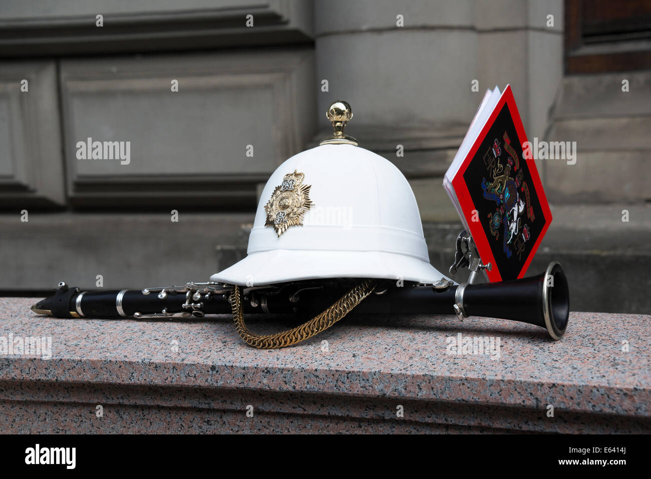 Royal Marines casco musica e clarinetto. Foto Stock