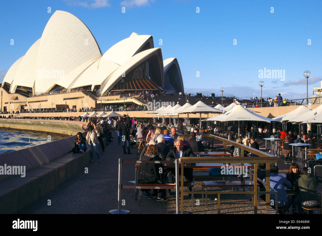 La Sydney Opera House e su un giorno di agosto,l'australia Foto Stock