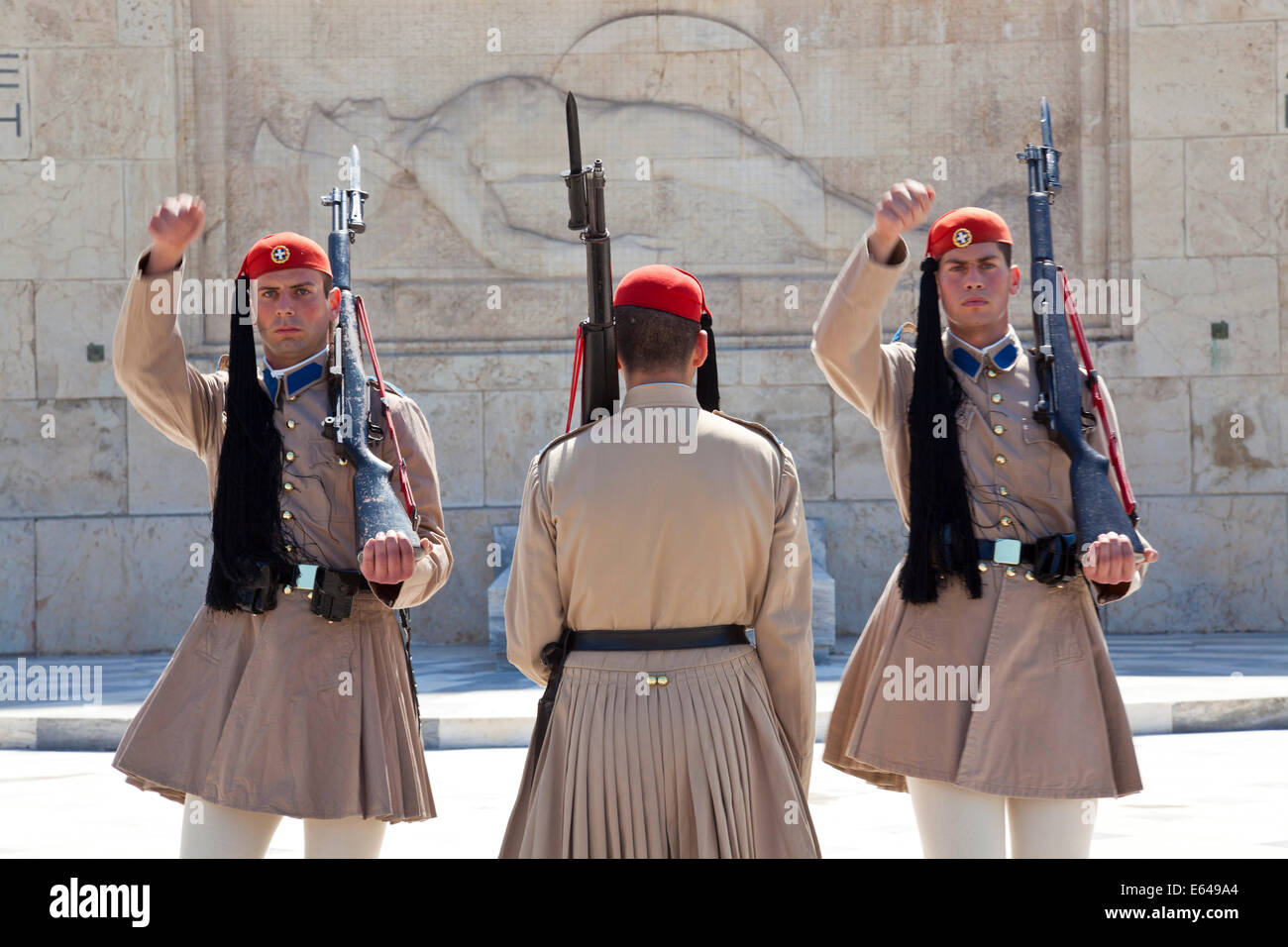 Cambio della Guardia, Evzone protezioni, Piazza Syntagma ad Atene in Grecia Foto Stock