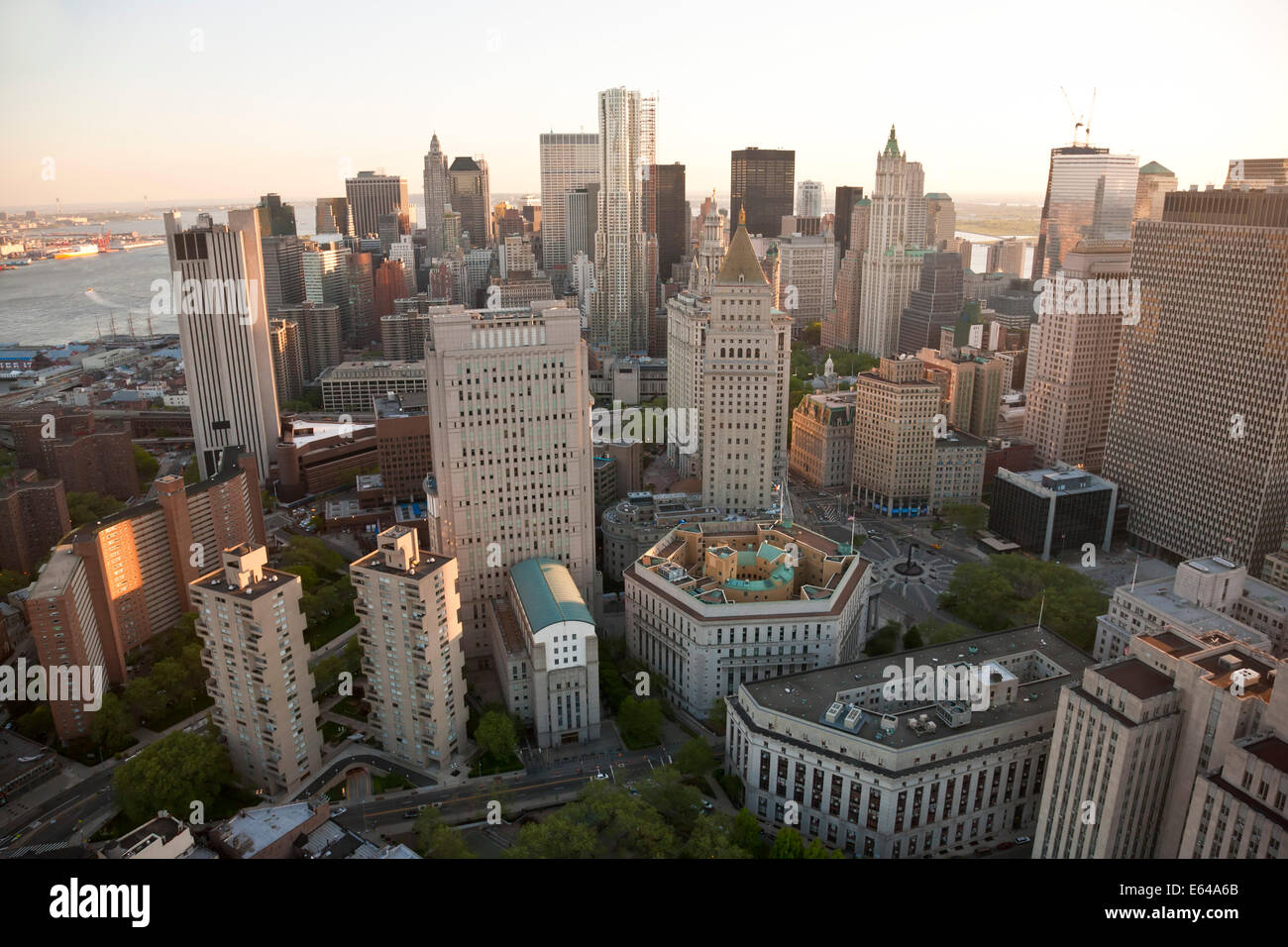 La parte inferiore di Manhattan, il Quartiere Finanziario di New York, Stati Uniti d'America Foto Stock