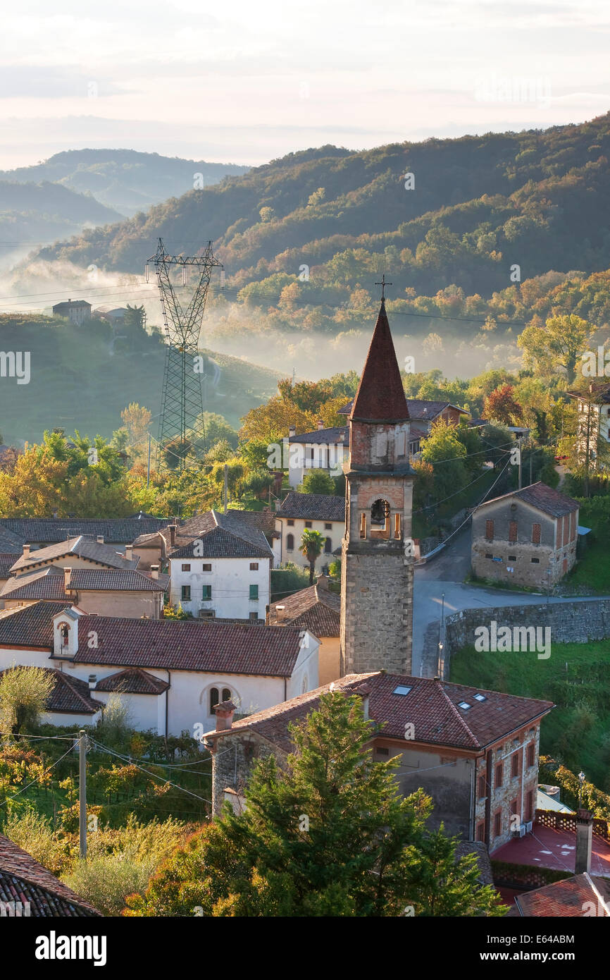 Il villaggio di Rolle, Veneto, Italia Foto Stock