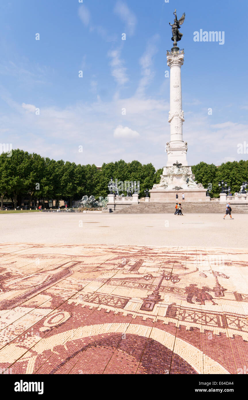 Tappo per bottiglia di vino mosaico Place des Quinconces, Bordeaux, Gironde, Francia, Europa Foto Stock