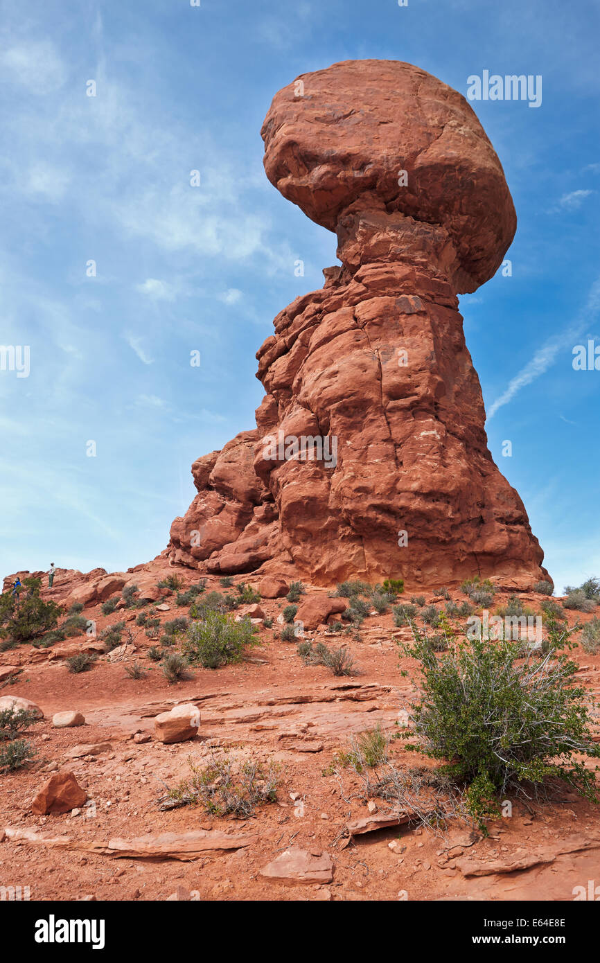 Roccia equilibrato. Parco Nazionale di Arches, Utah, Stati Uniti d'America. Foto Stock