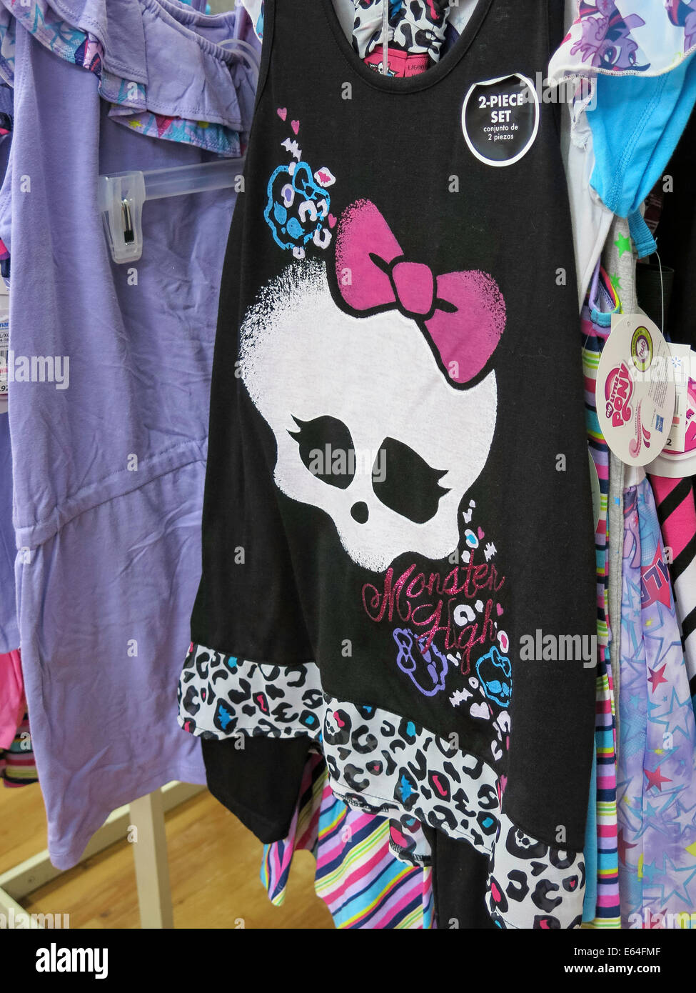 La ragazza abbigliamento Reparto, Walmart Discount Department Store, STATI UNITI D'AMERICA Foto Stock