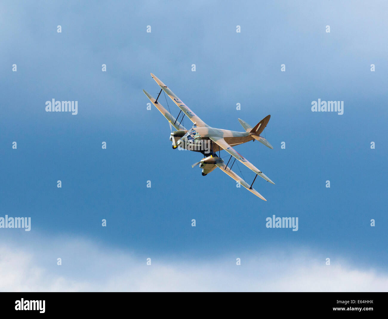 DE HAVILLAND DH 89A DRAGON RAPIDE velivolo in un airshow NEL REGNO UNITO Foto Stock