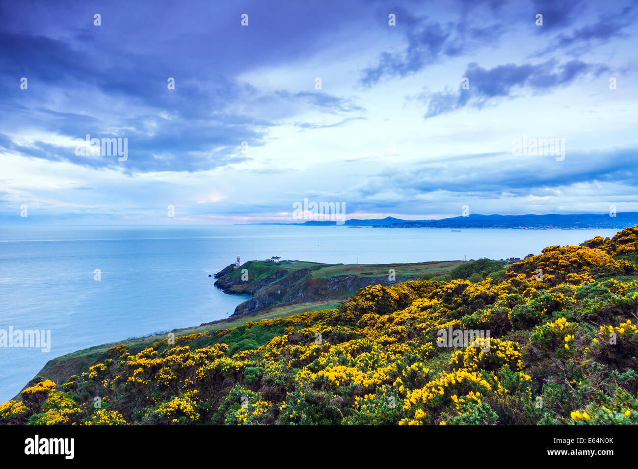 La Baily Lighthouse è un faro sulla parte sud-orientale di Howth Head a Dublino, Irlanda. Foto Stock